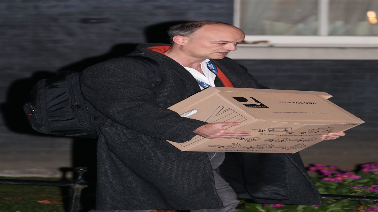 Government aide sacked by Dominic Cummings and frogmarched out of Downing Street by cops given five-figure payout