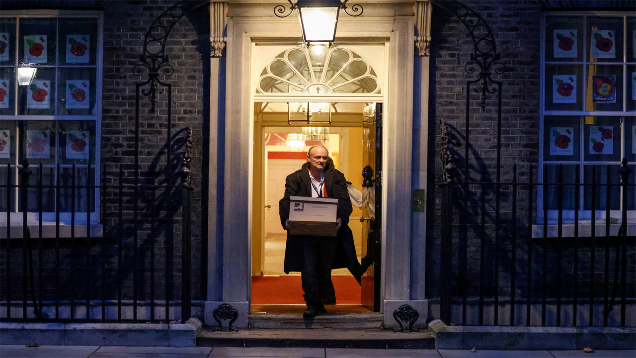 Everything’s Cummings apart, Boris — you must get a grip and act fast