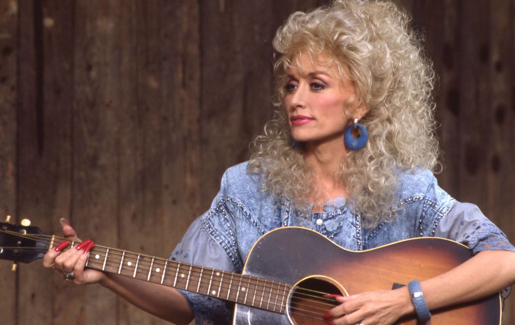 What is Dolly Parton’s net worth and how much has she donated to the Moderna Covid vaccine?