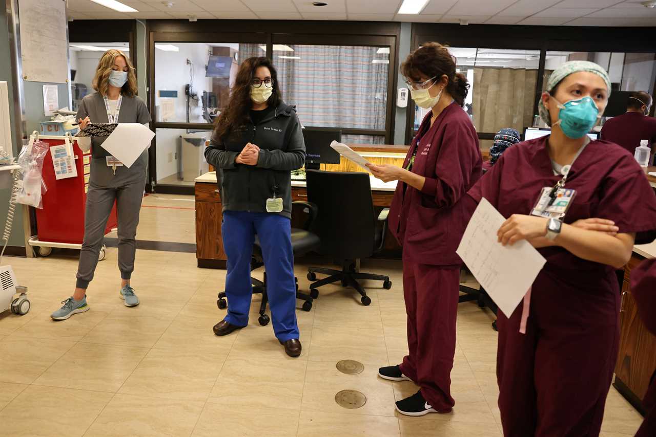US hits ANOTHER record high day with 185k Covid cases as overwhelmed hospitals convert parking garages to treat patients