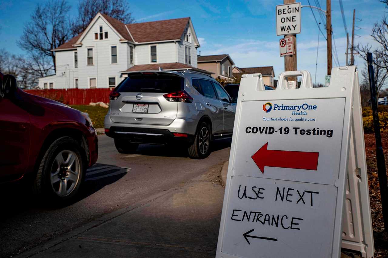 US hits ANOTHER record high day with 185k Covid cases as overwhelmed hospitals convert parking garages to treat patients