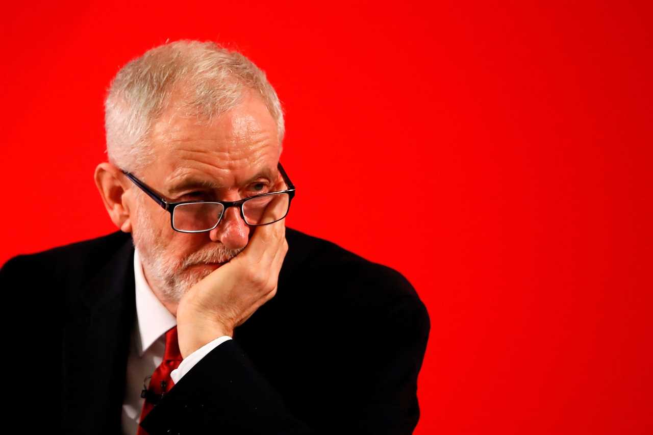 Jewish Labour members warned of ‘growing level of harassment’ after Jeremy Corbyn was reinstated