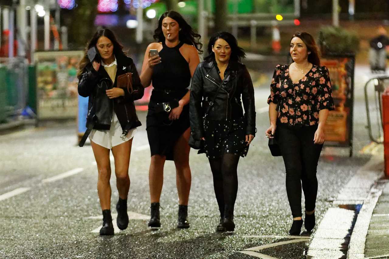 Welsh drinkers hit the town and show English what they’re missing after ‘firebreak’ lockdown