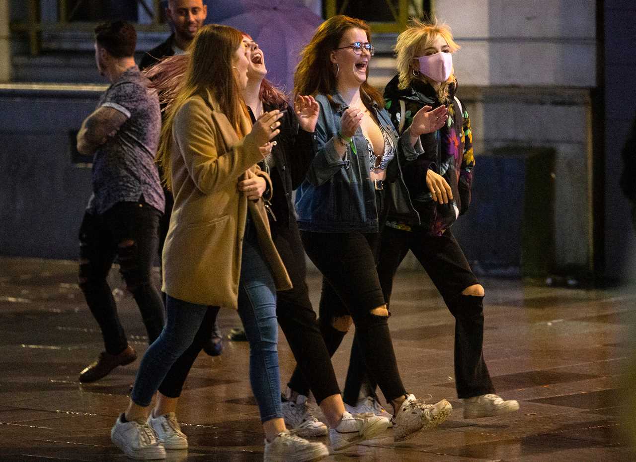 Welsh drinkers hit the town and show English what they’re missing after ‘firebreak’ lockdown