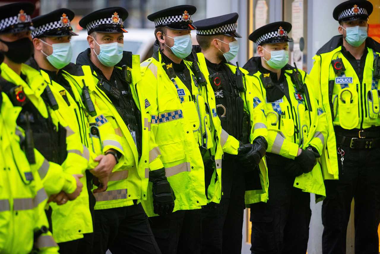 Rishi Sunak set to freeze pay of nearly four million public sector workers to help pay for coronavirus pandemic