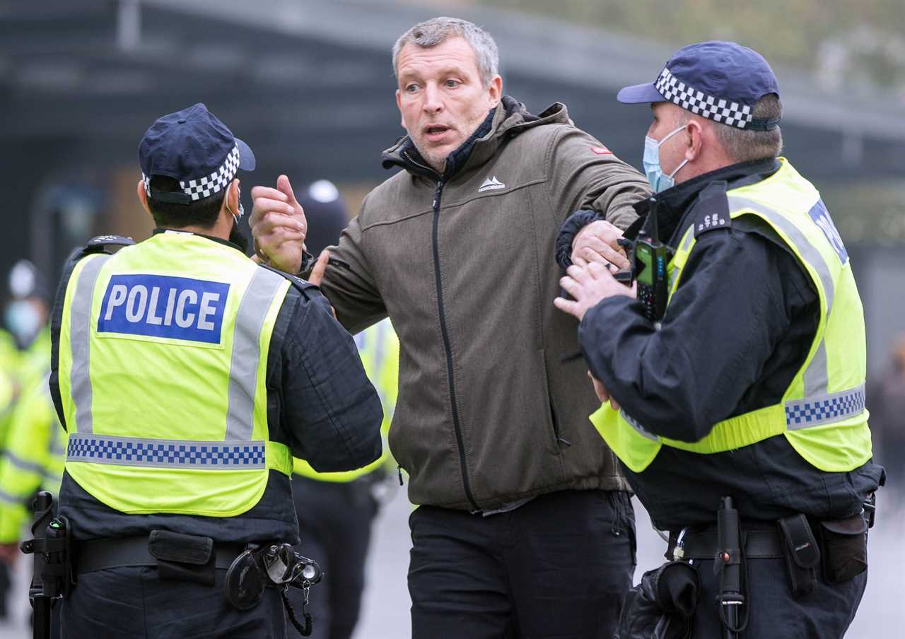 Anti-lockdown protesters hit central London despite being warned they face arrest under Covid rules