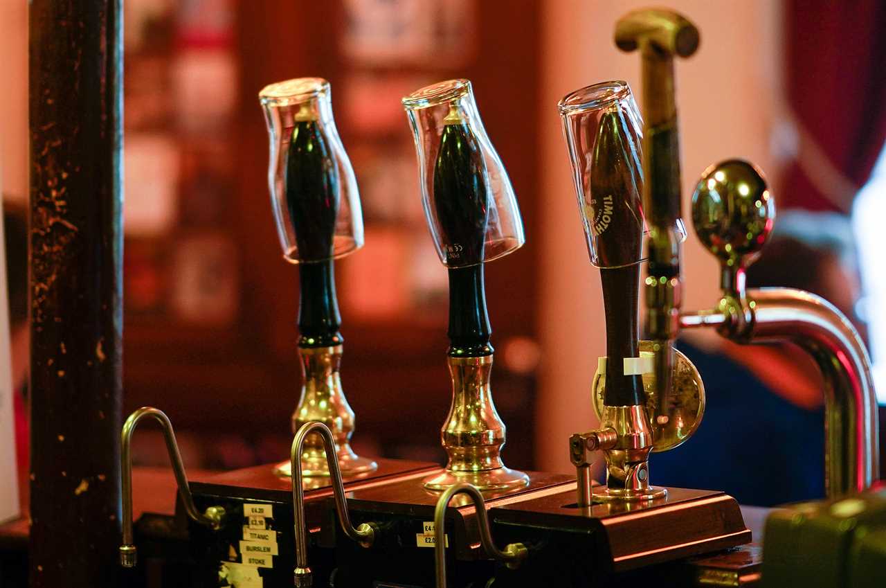 Just 732 pubs out of 38,277 in England to open in Tier 1 as brewers warn of Christmas beer shortage