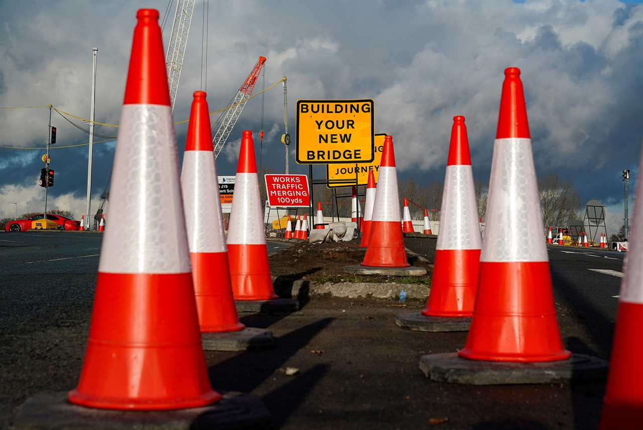 800 miles of roadworks cleared & nearly all train engineering work ditched for Christmas