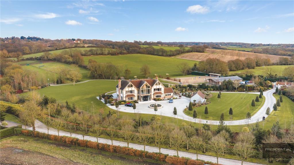 Stunning mansions including £40m London pad among Rightmove’s most-viewed of 2020 as cooped-up Brits browse dream homes