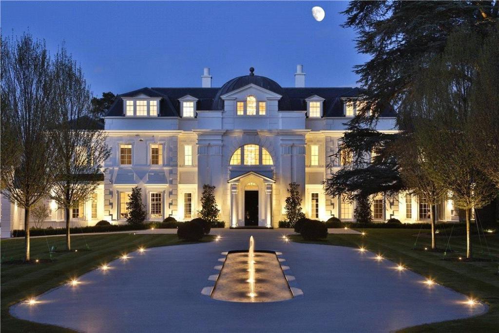 Stunning mansions including £40m London pad among Rightmove’s most-viewed of 2020 as cooped-up Brits browse dream homes