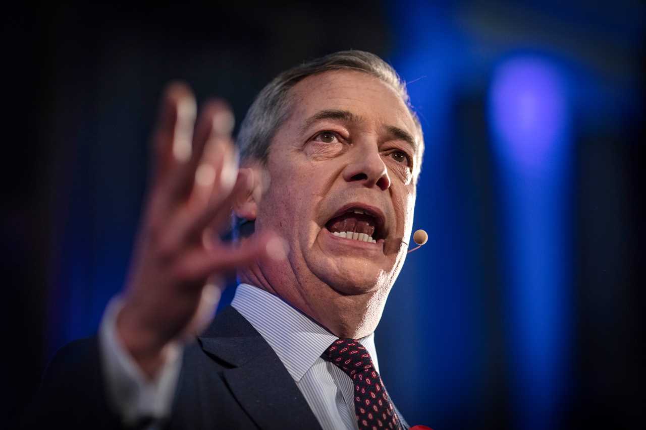 Nigel Farage vows to fight new cycle lanes and road closures causing ‘untold misery’ in £250million ‘green revolution’