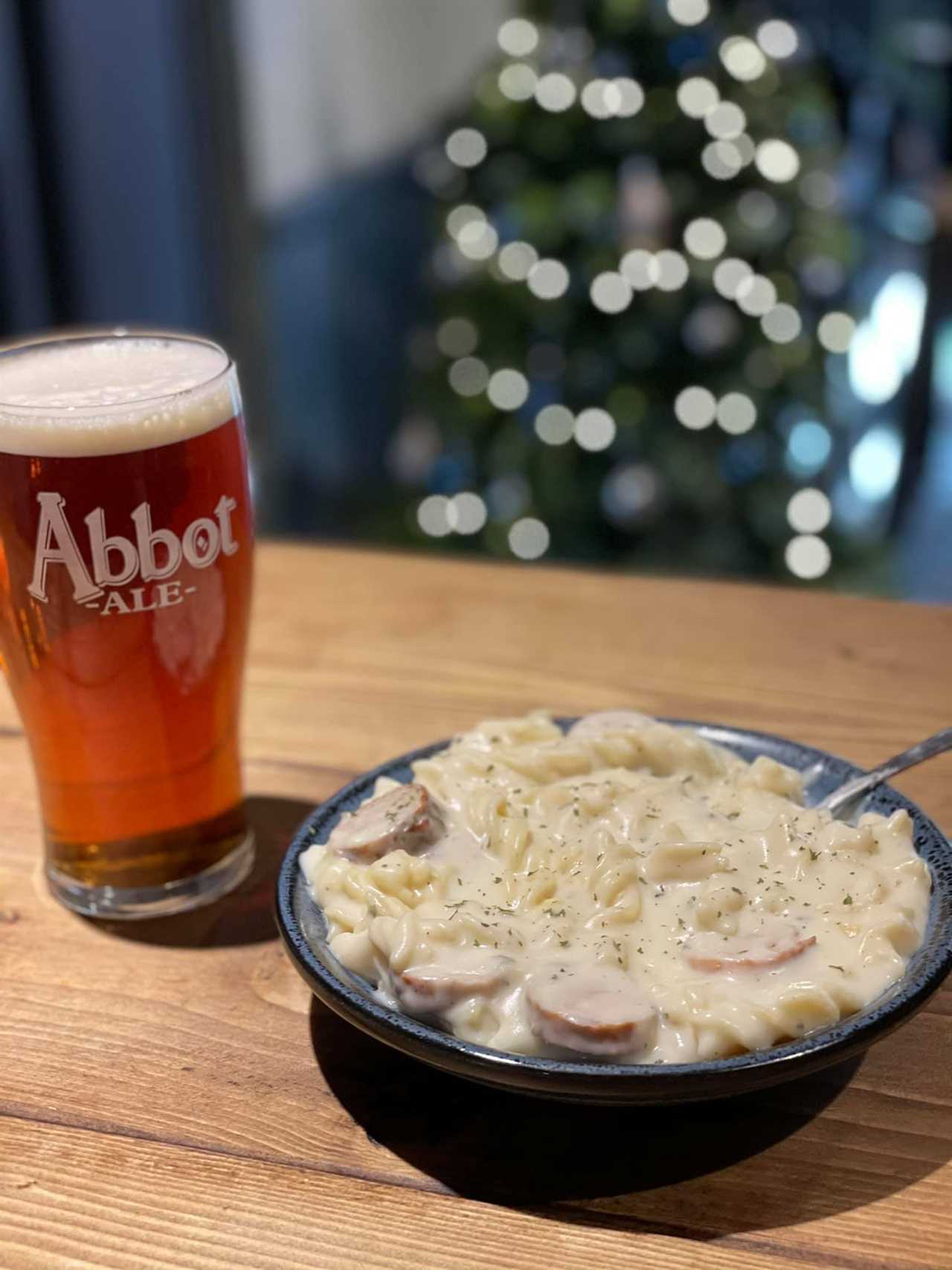 Crafty landlord in Tier 2 offers up 1p pasta dish so punters can have a pint without breaking Covid rules