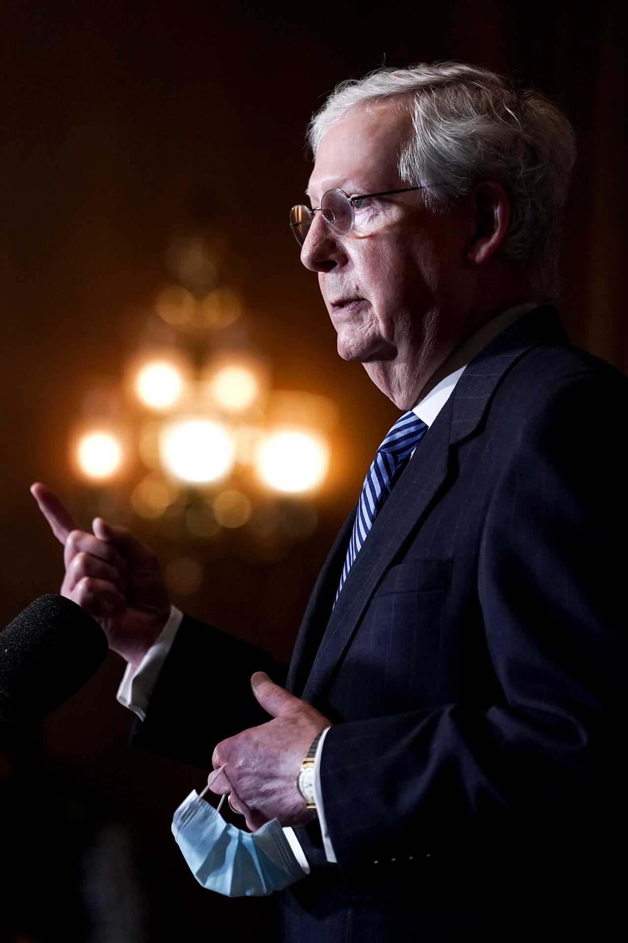 Mitch McConnell says Congress ‘can’t leave for Xmas without a Covid bill’ as he asks to drop Dem stimulus requirement