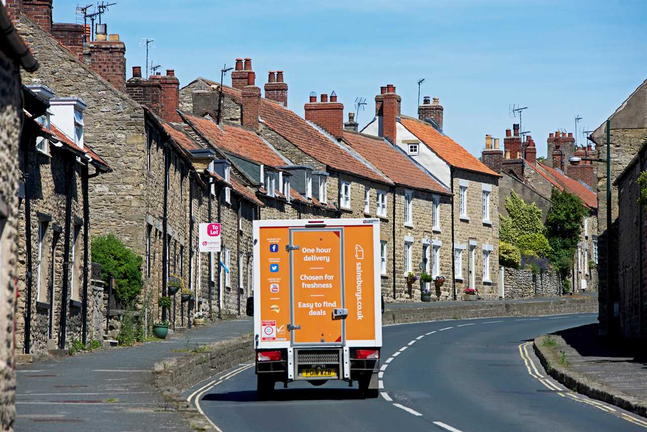 Christmas delivery slots at Tesco, Sainsbury’s and Asda ‘sell out’ leaving customers to face massive queues in stores