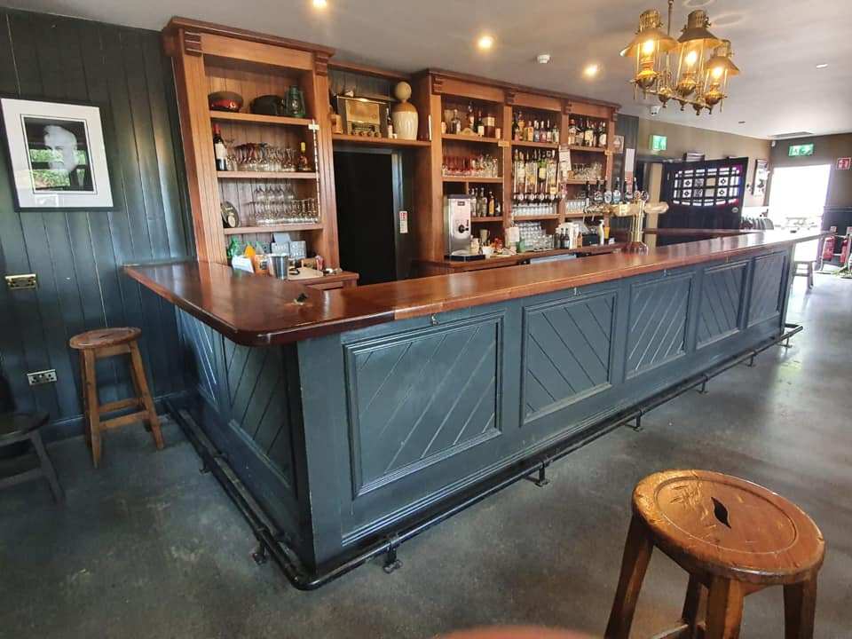 Landlord arrested hours after setting up ‘first Covid-free pub’ with no food for anyone who tests negative on entry