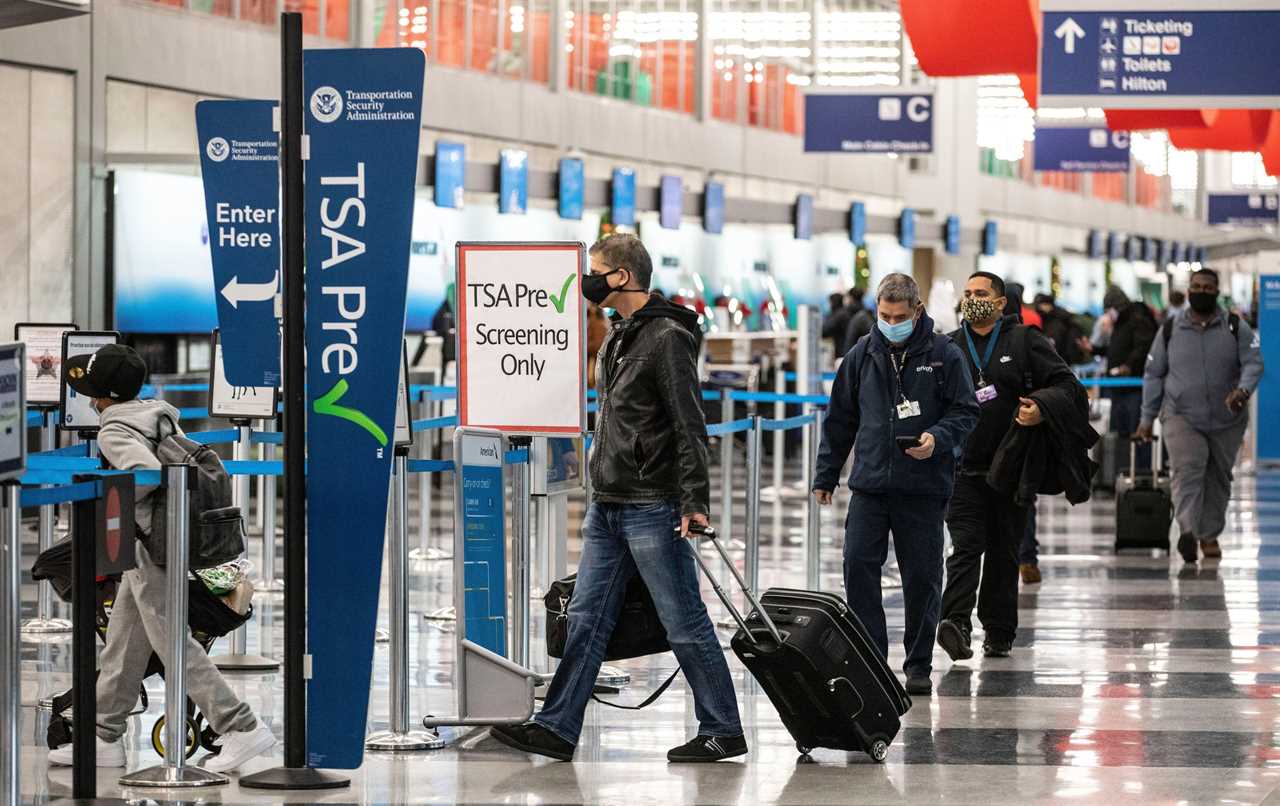 Steve Wozniak says CDC ‘ignored him in January at start of Covid when he said flight from Asia was full of sick people’