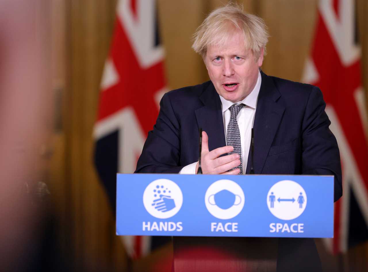 Boris Johnson urges Brits to cut back on Christmas plans as experts say we should eat turkey dinner OUTSIDE with gran