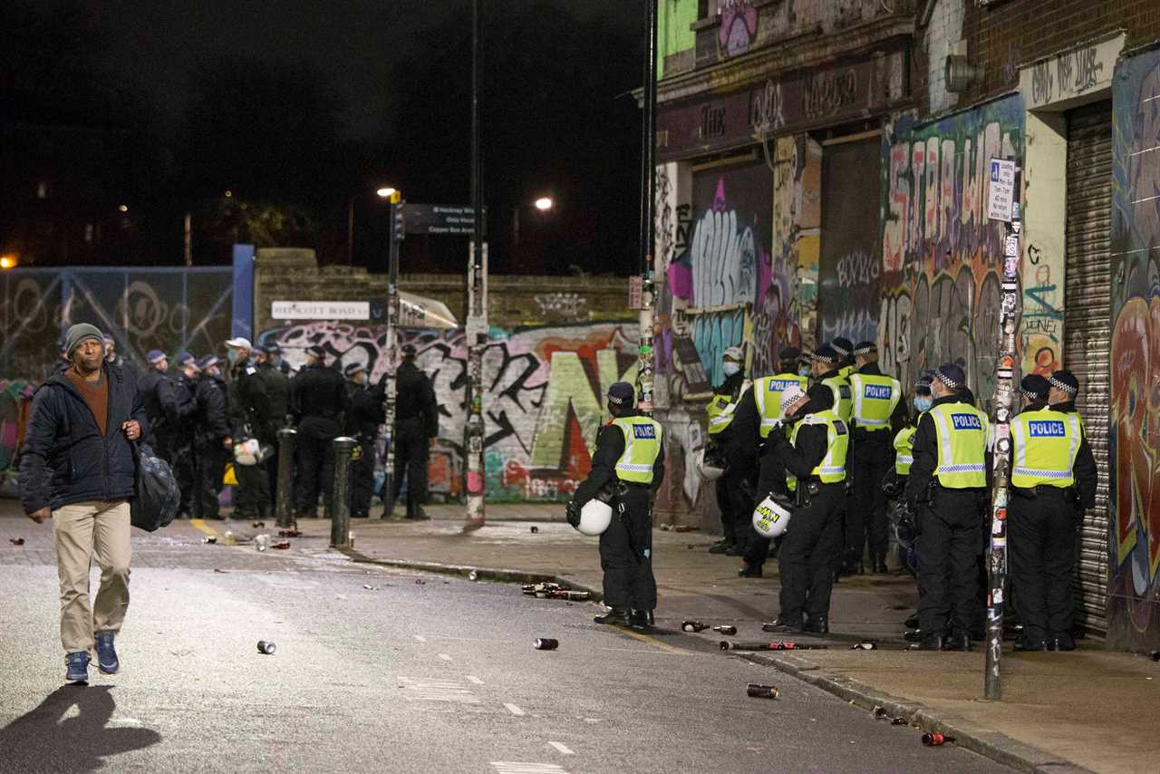 Drinkers at wake in Hackney Wick clash with cops as 7 arrested for breaking Covid rules