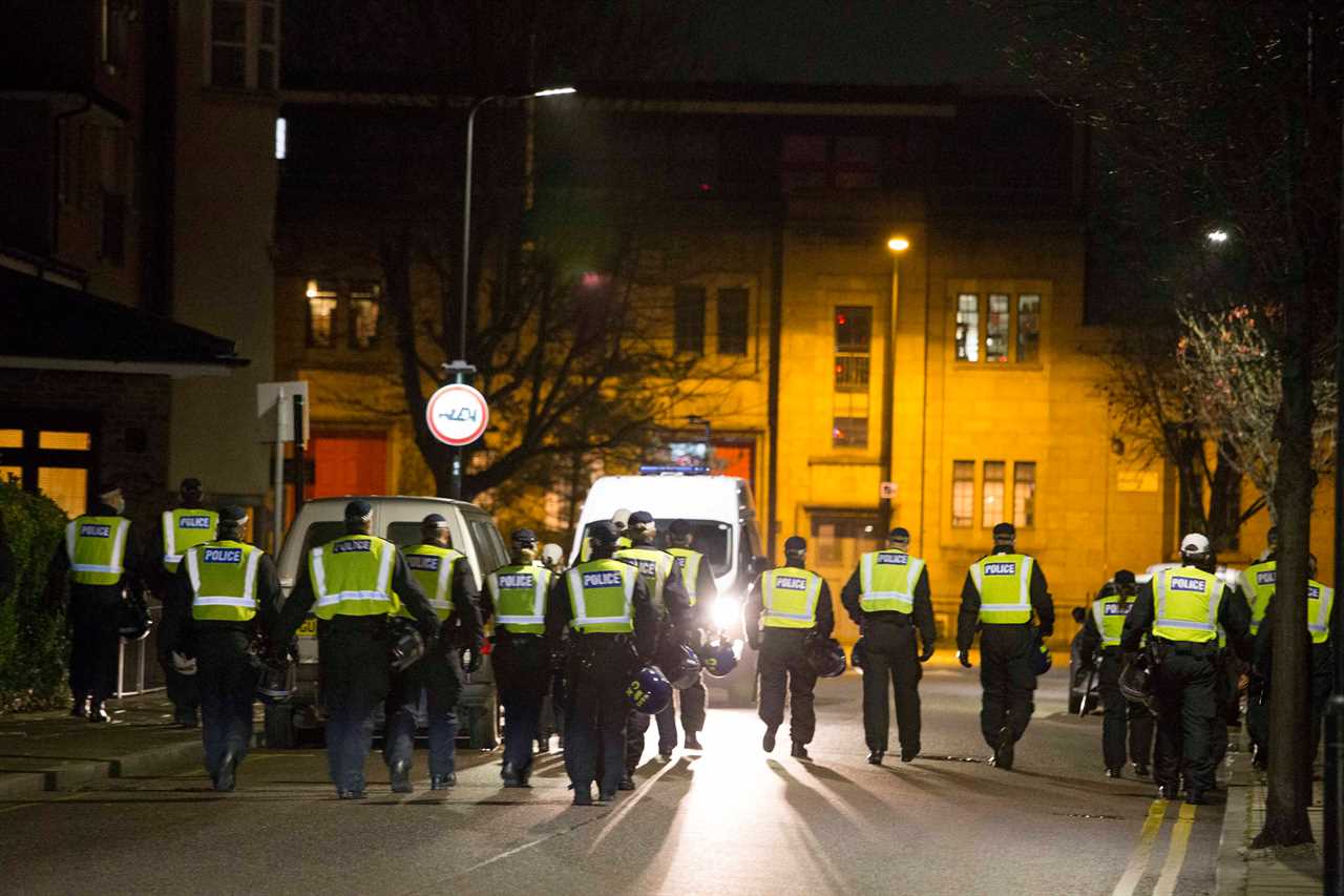 Drinkers at wake in Hackney Wick clash with cops as 7 arrested for breaking Covid rules