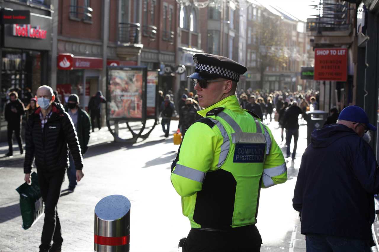 Millions hit the high street to splurge £1.2billion on last minute Christmas bargains in biggest shopping day of year