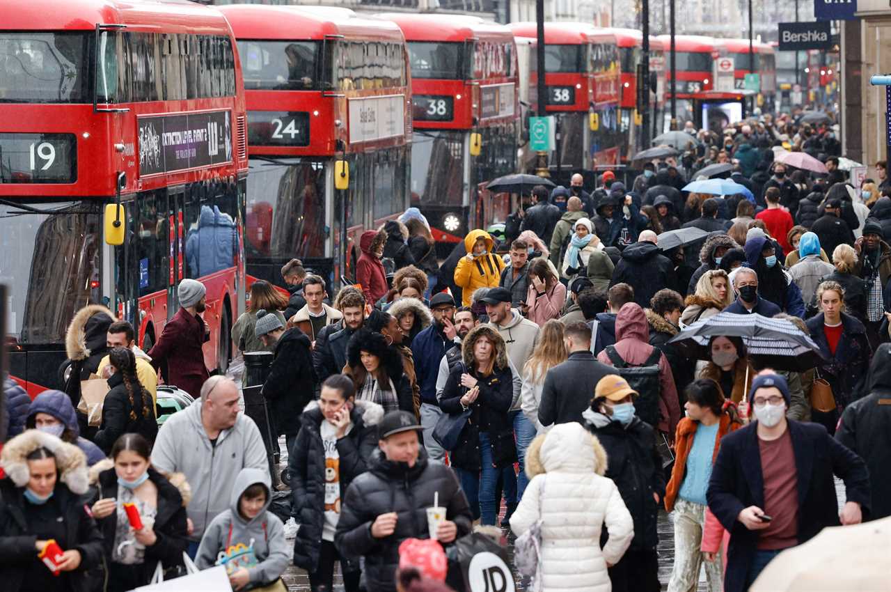 London streets deserted just 24 hours after being packed with Christmas shoppers as Tier 4 lockdown gets underway