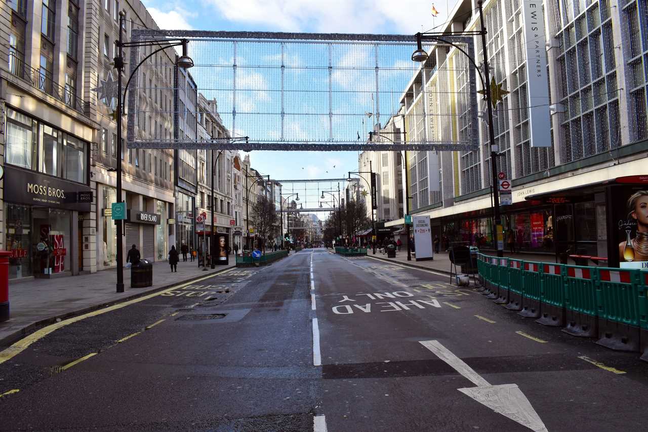 London streets deserted just 24 hours after being packed with Christmas shoppers as Tier 4 lockdown gets underway