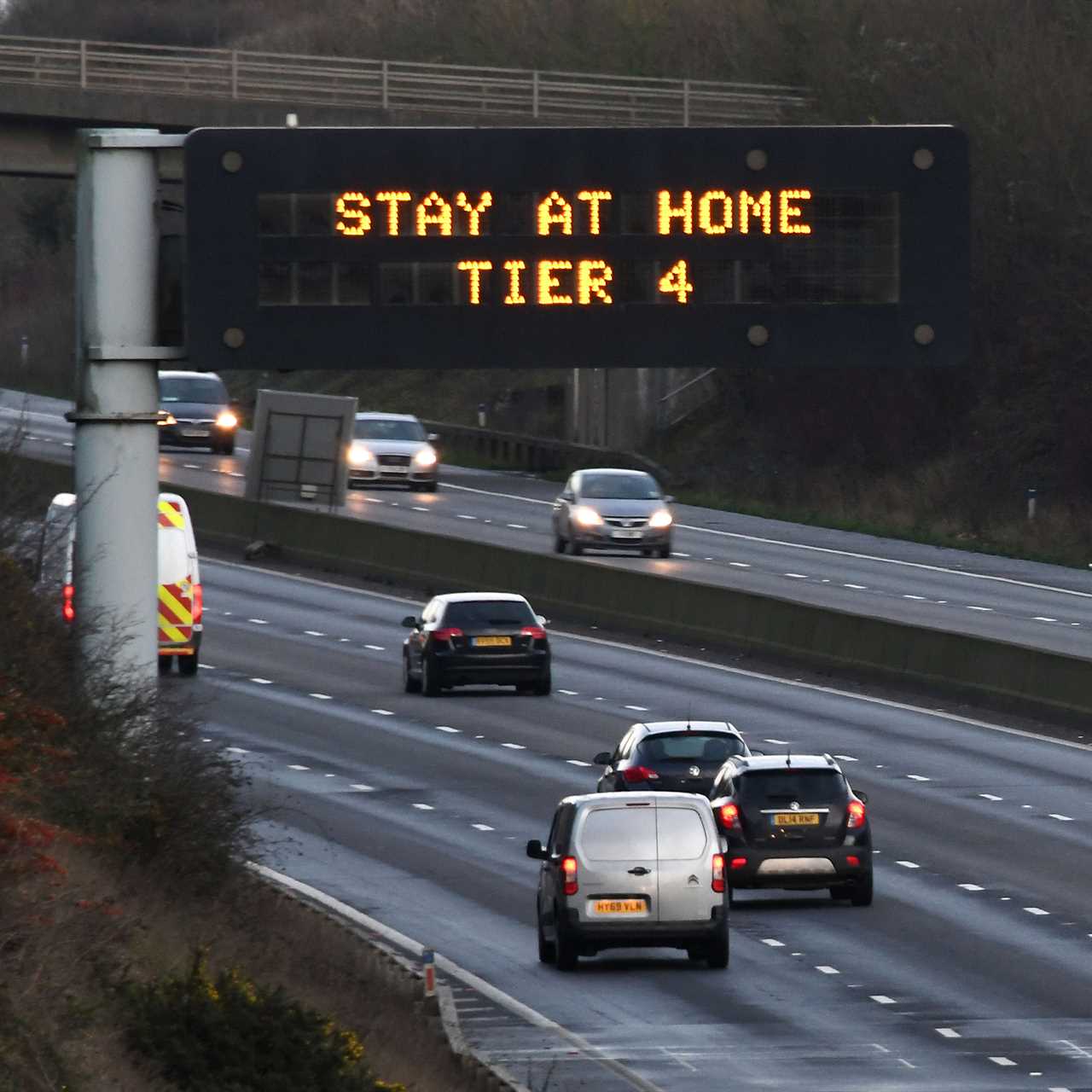 Boris Johnson to give press conference after mutant Covid strain, Christmas chaos & borders closing