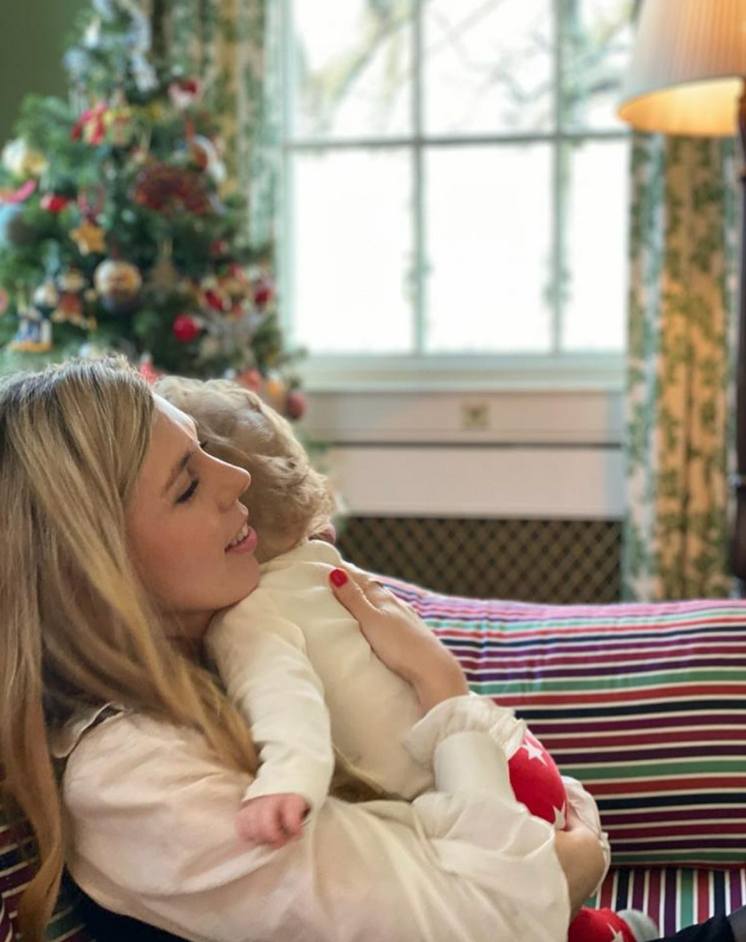 Carrie Symonds shows off adorable photo of her & Boris’ son Wilf as she calls lonely OAP in Christmas Together campaign