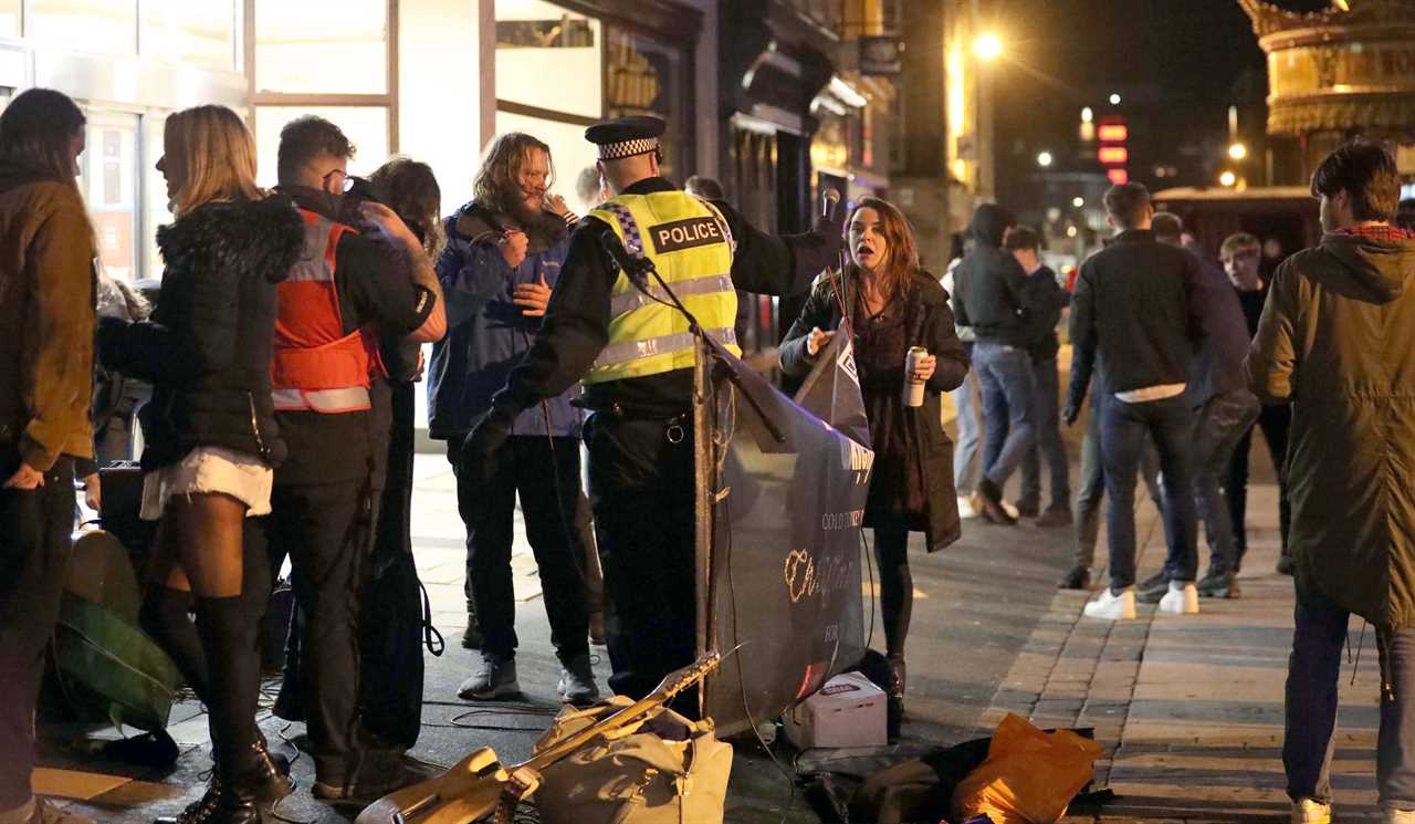 Police slam York drinkers who ‘believe pint is more important than someone’s life’ as Tier 3 revellers travel to Tier 2