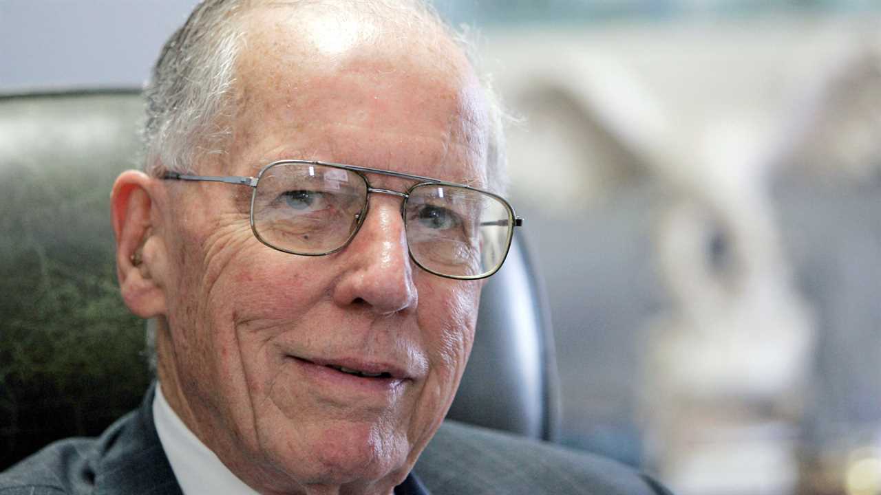 William Winter, Reform-Minded Mississippi Governor, Dies at 97