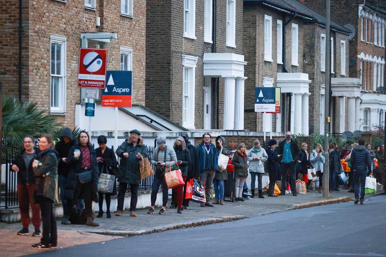 Panic-buying Brits snatch Yorkshire puddings out of trolleys as shoppers start to queue by 6am amid food shortage fears