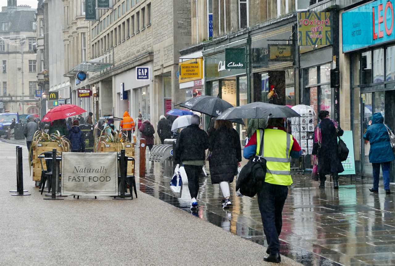 Panic-buyers queue around the block in rain to stockpile last-minute Christmas food amid ‘rationing’