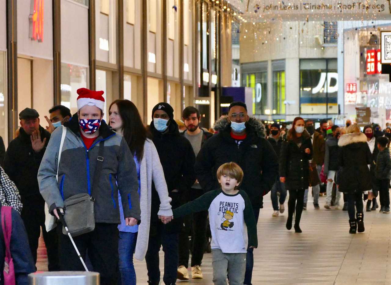 Panic-buyers queue around the block in rain to stockpile last-minute Christmas food amid ‘rationing’