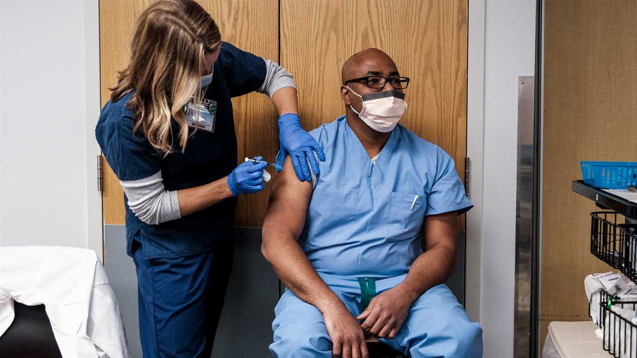 Pfizer Seals Deal With U.S. for 100 Million More Vaccine Doses