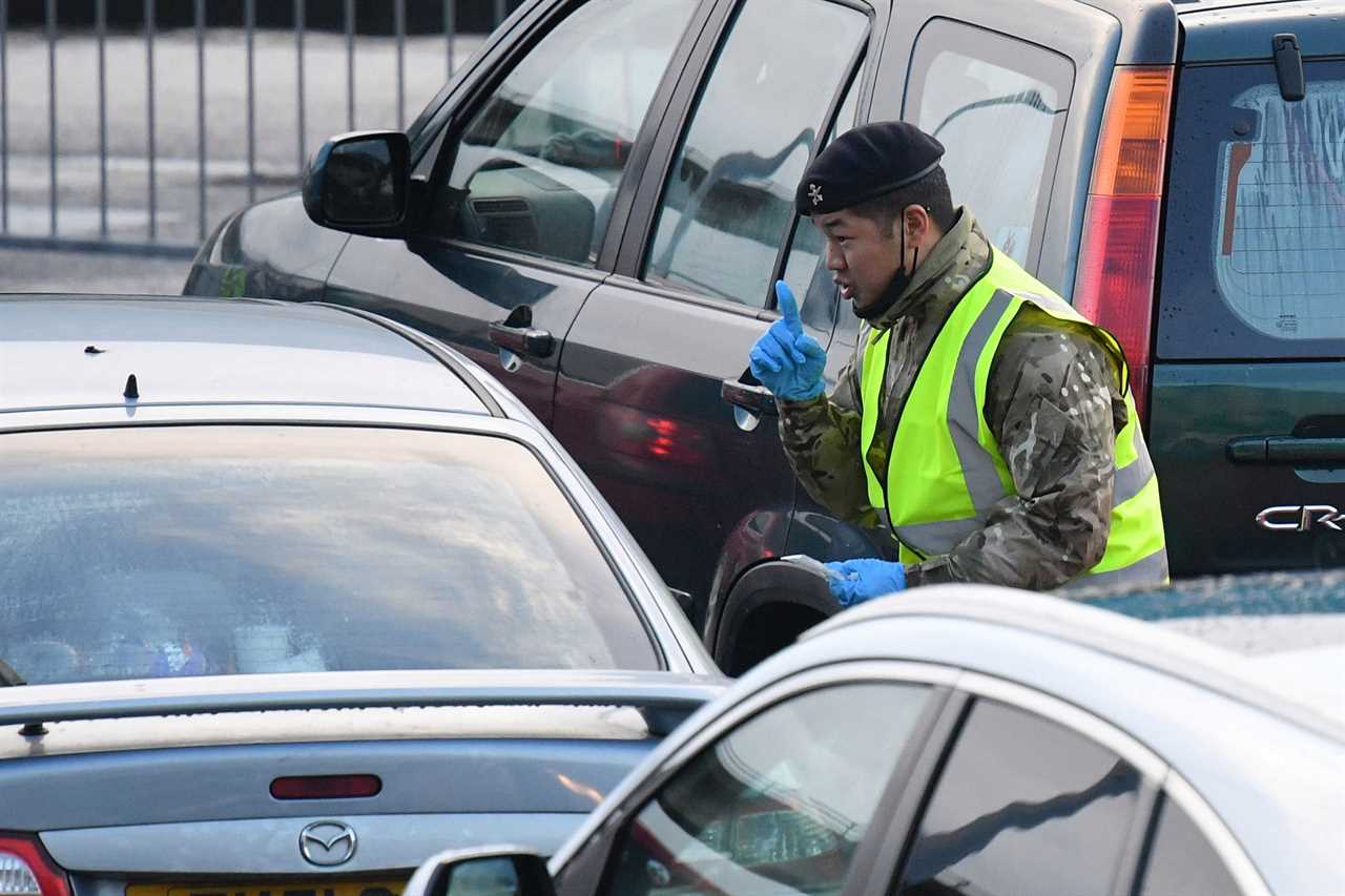 Army called in to help 5,000 lorry drivers stranded in their cabs for Christmas Day after border chaos