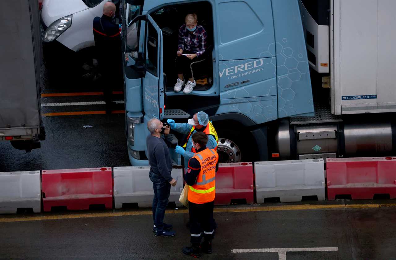 Army called in to help 5,000 lorry drivers stranded in their cabs for Christmas Day after border chaos