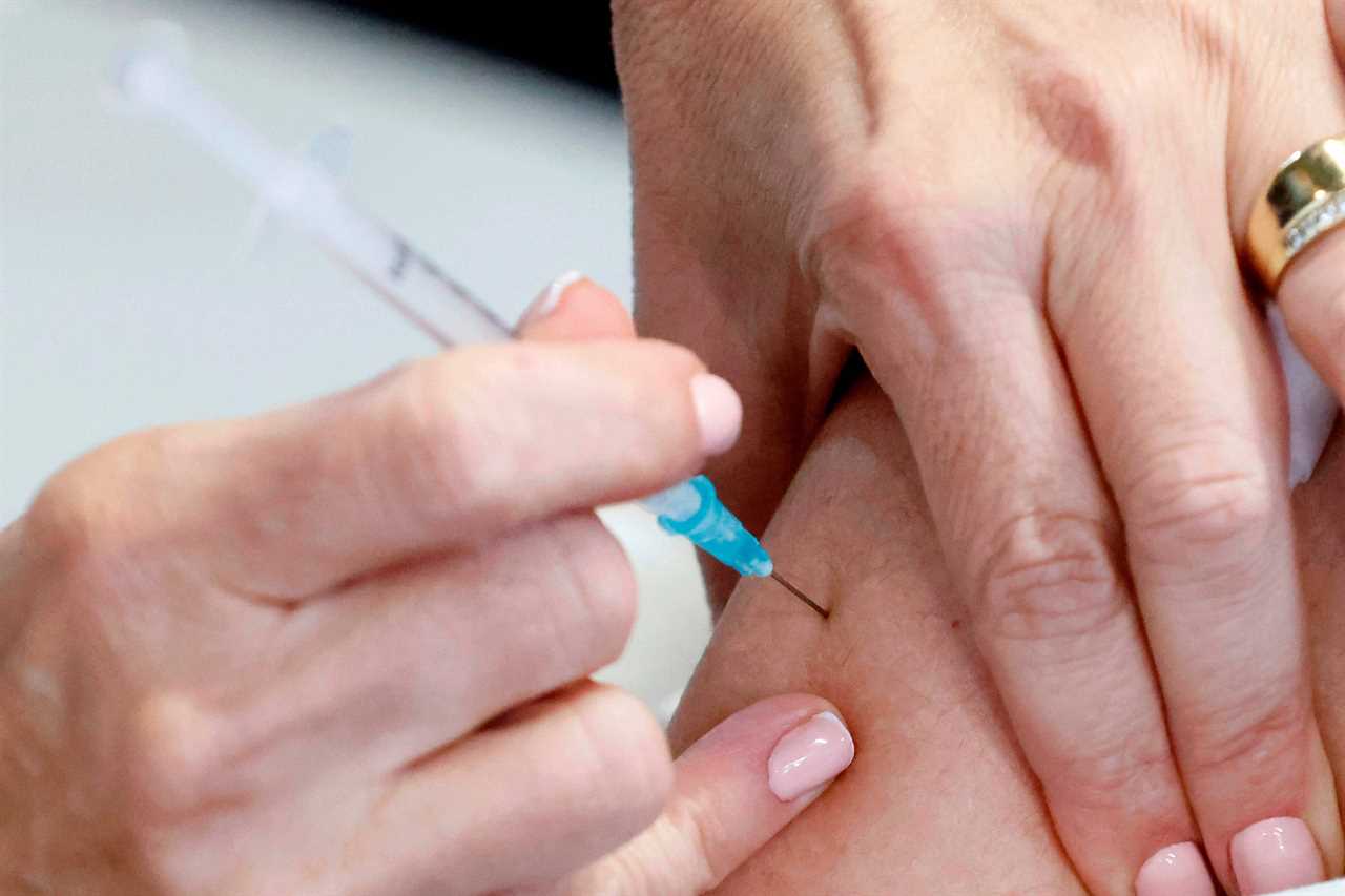 Wealthy Brits offering £2,000 to jump Covid vaccine queue through private clinics