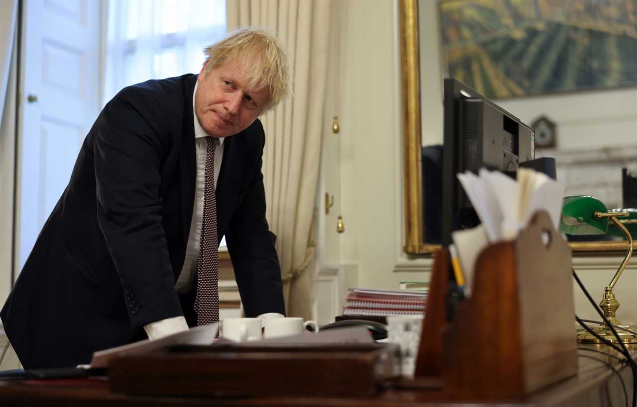 Boris Johnson urges Brits to seize the day after striking free from EU’s shackles with Brexit deal