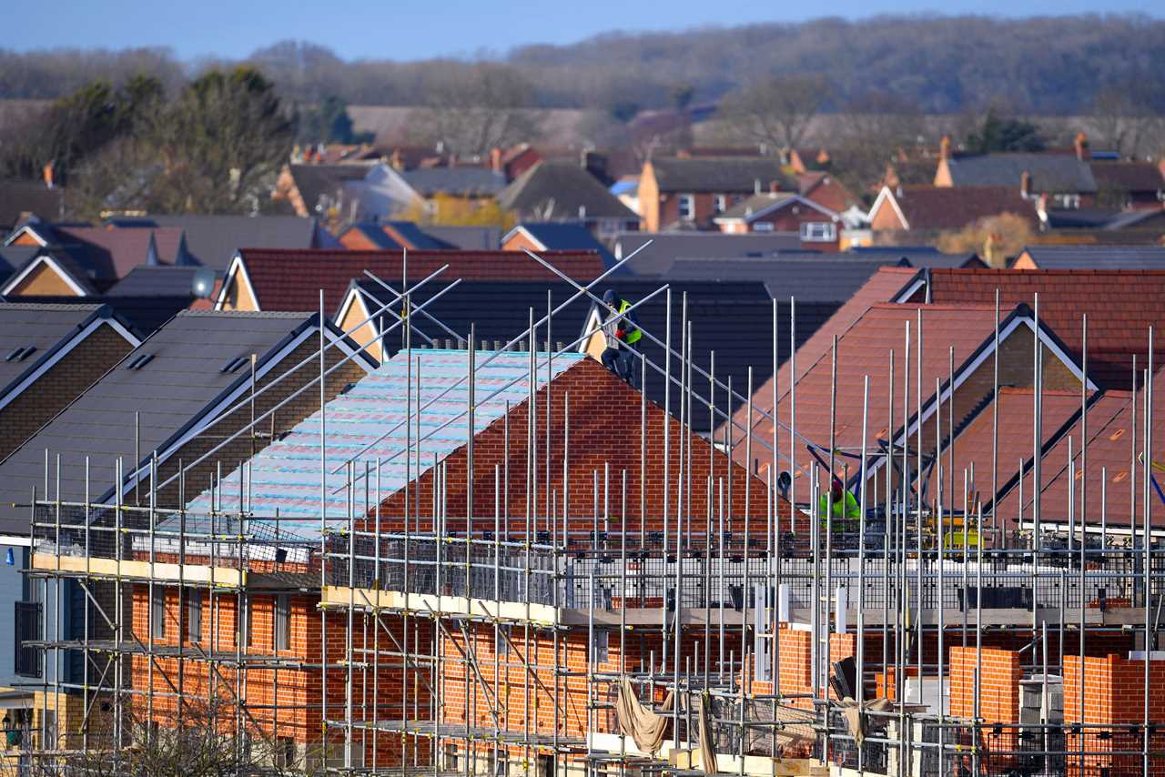 Almost 300 new homes need to be built every day to cope with current immigration levels