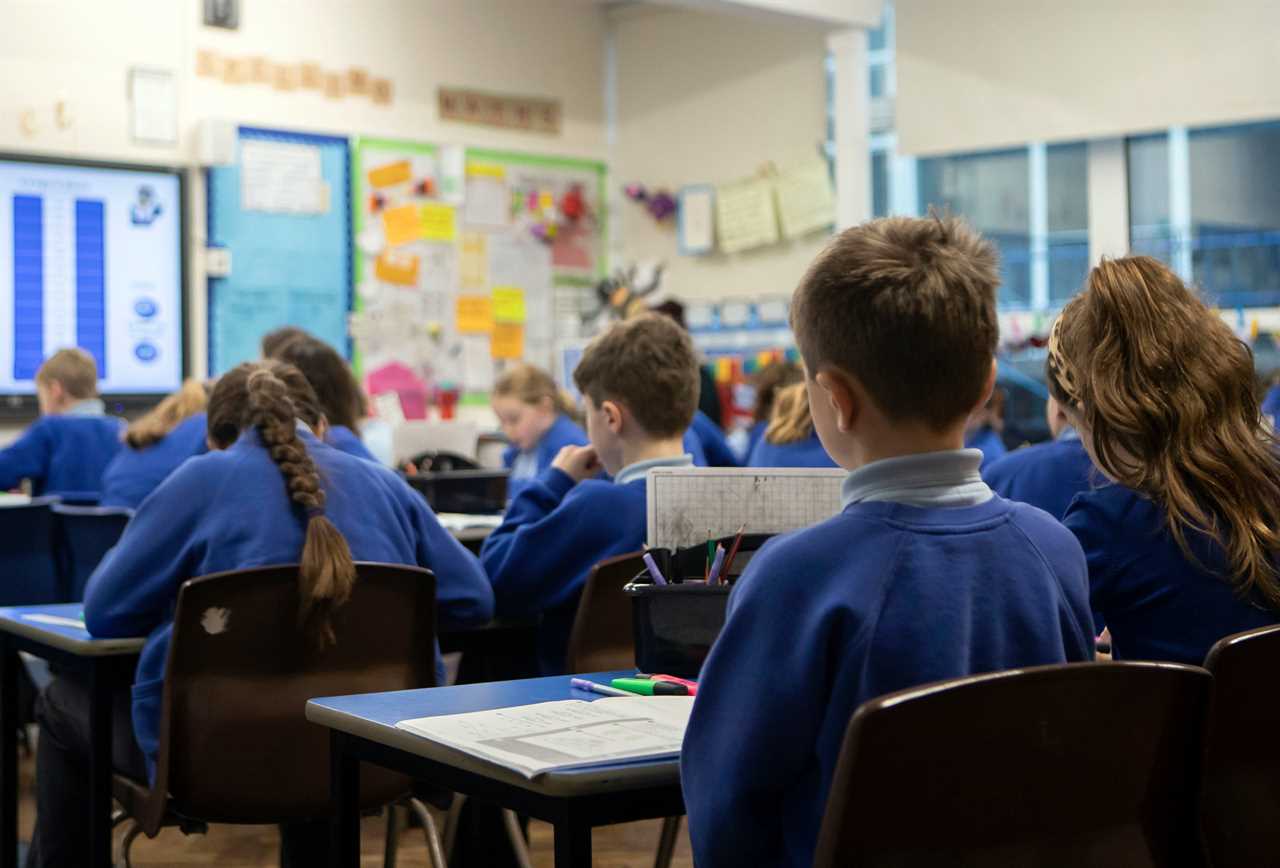 Teachers should be prioritised for Covid vaccine to keep schools open, MPs & heads demand