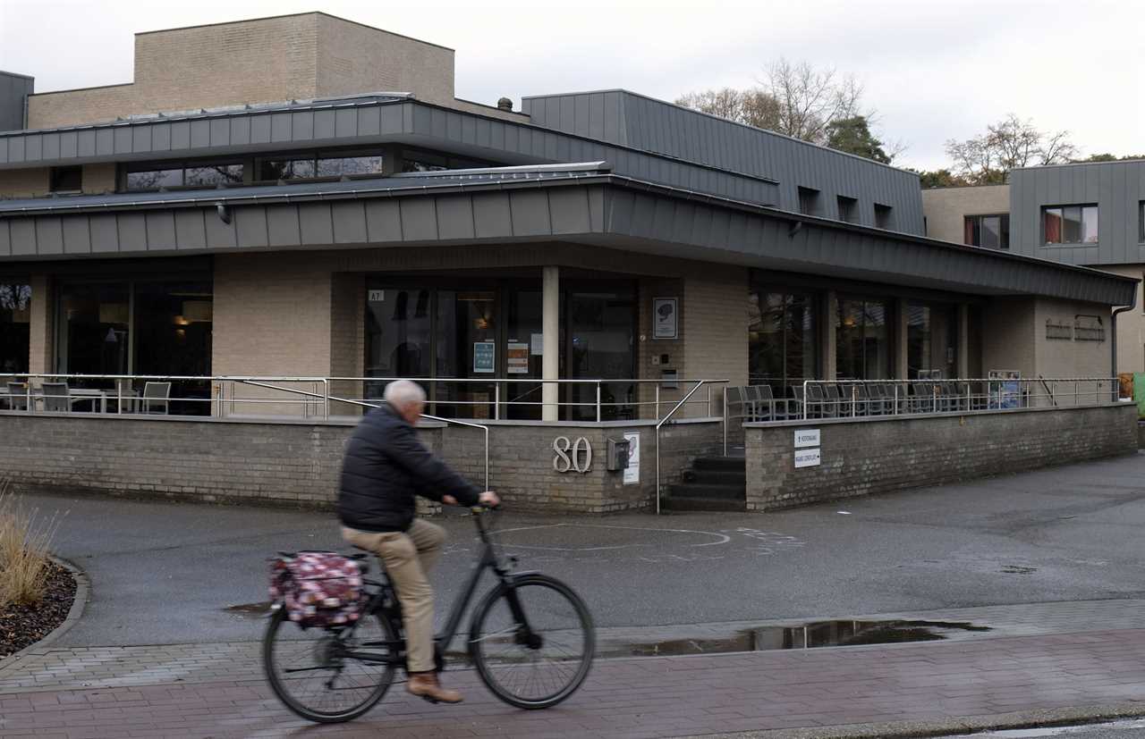 Death toll from Covid-infected Santa’s visit to care home rises to 27