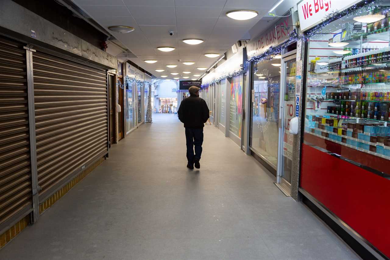 Boris Johnson warns Britain will be battered by job losses in 2021 as Covid hammers high streets