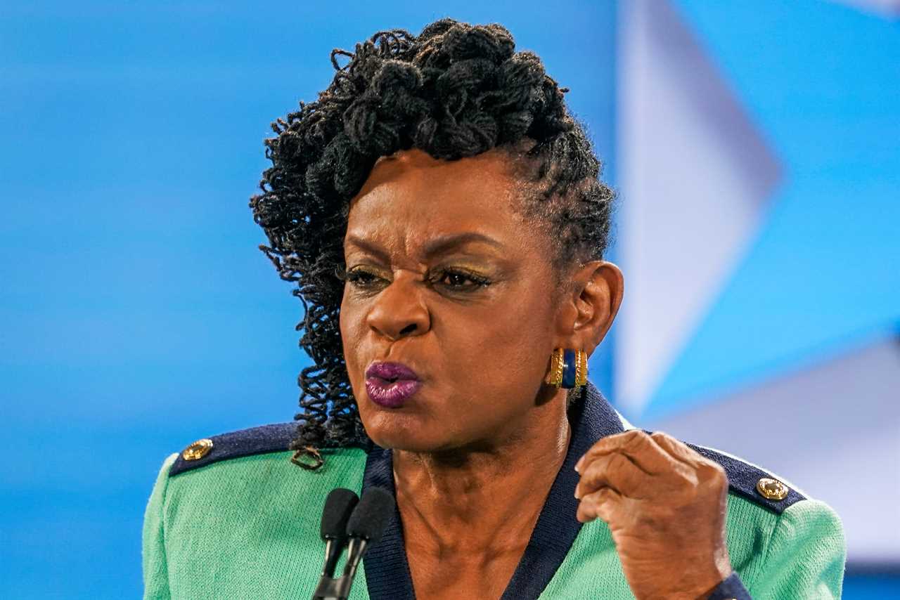 Democrat Gwen Moore traveled to DC to vote for Nancy Pelosi in narrow House Speaker win 6 DAYS after positive Covid test