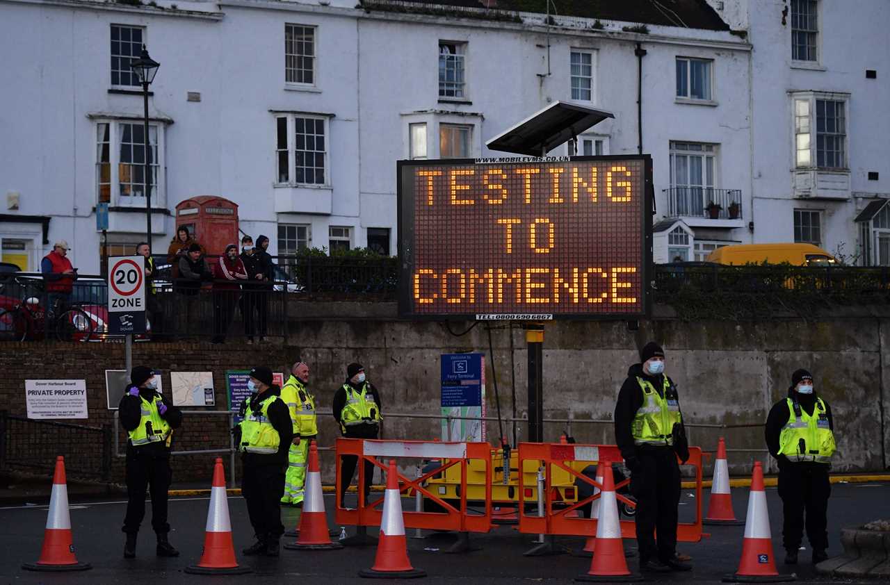 Boris to decide TODAY if whole of England put in full lockdown & schools closed to stop ‘out of control’ Covid strain