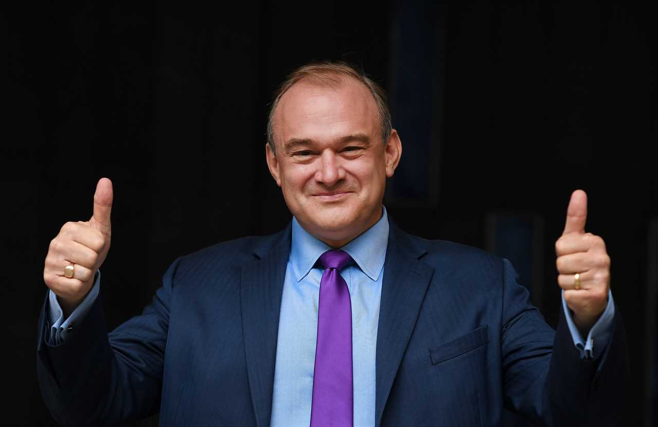 Lib Dem leader Ed Davey joins The Sun’s Jabs Army as a volunteer to help roll out the Covid vaccine