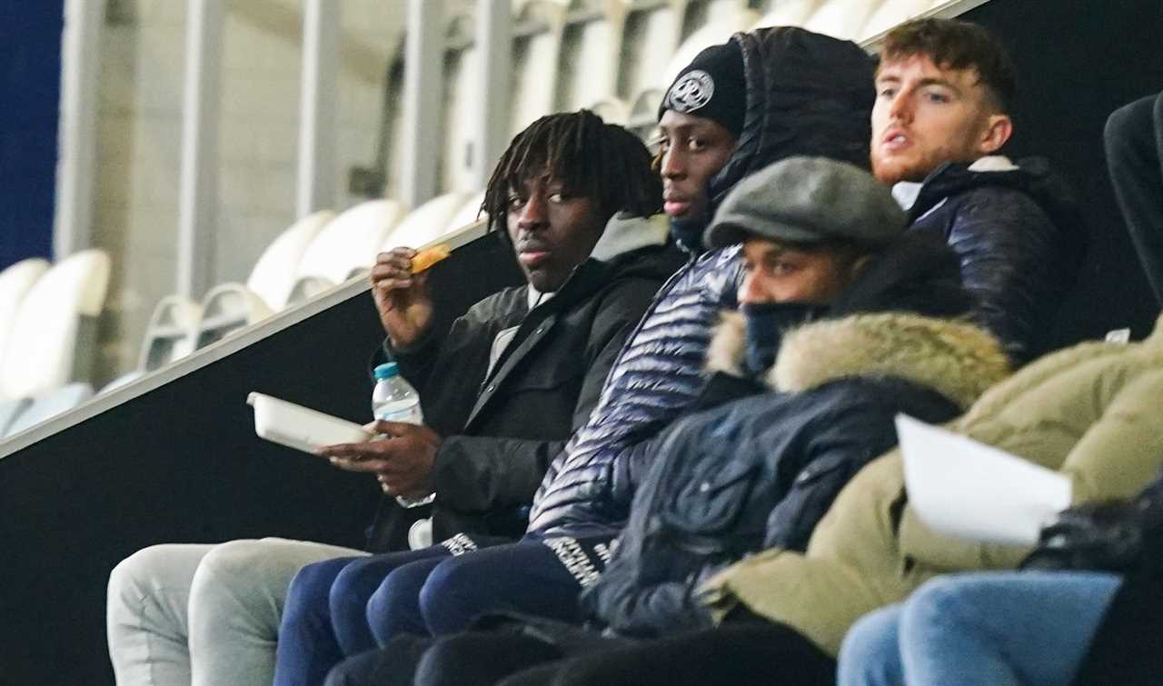 Eberechi Eze appears to break coronavirus rules by attending QPR clash despite fan ban and NOT wearing face mask