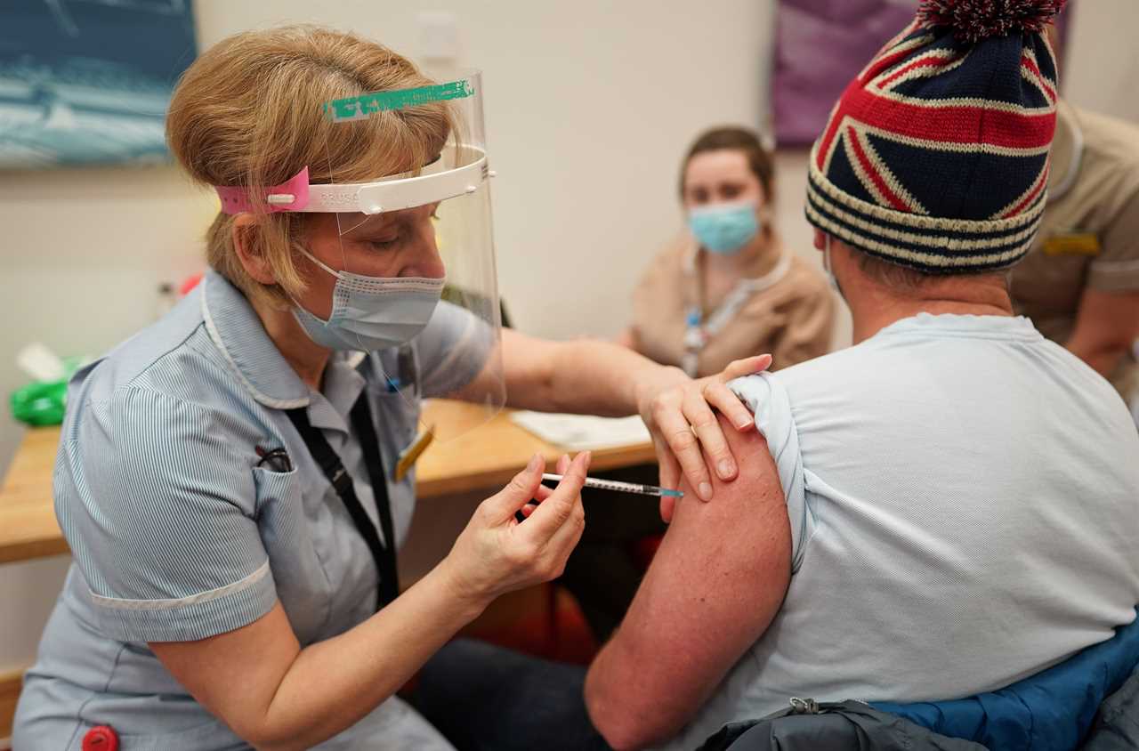 Hundreds of GP, hospital & pharmacy Covid vaccine sites to open today