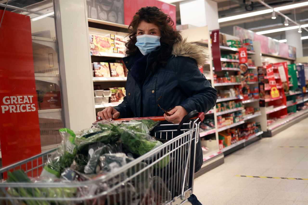 Police won’t force shoppers to wear masks in supermarkets despite Covid crackdown by ministers to stop virus spread