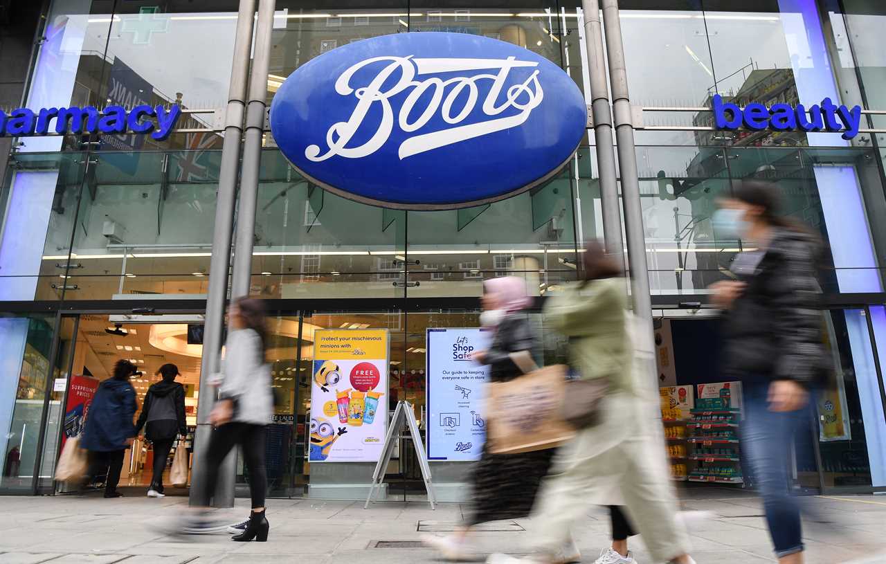 Boots and Superdrug lead pharmacies in rollout of Covid vaccines on the high street