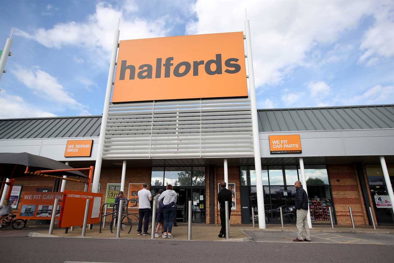 Which shops ARE open today? Full list including B&M, Homebase,  Boots, Halfords and Poundland